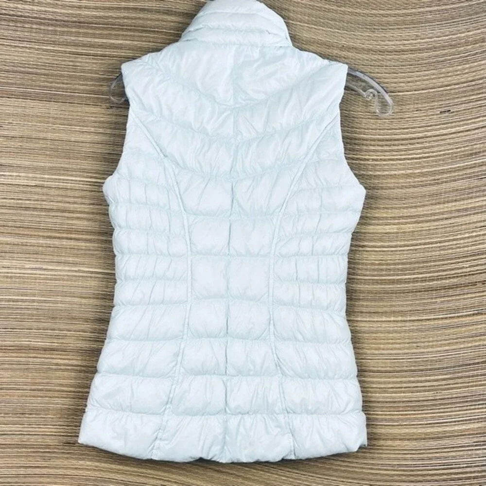 ATHLETA Vest Downalicious Deluxe Lightweight Quilted Vest - Mist Size XXS